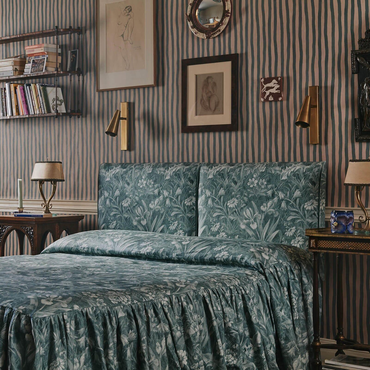 House of Hackney ARTIST'S STRIPE Wallpaper - Euphorbia & Alabaster (9'10" - full height)