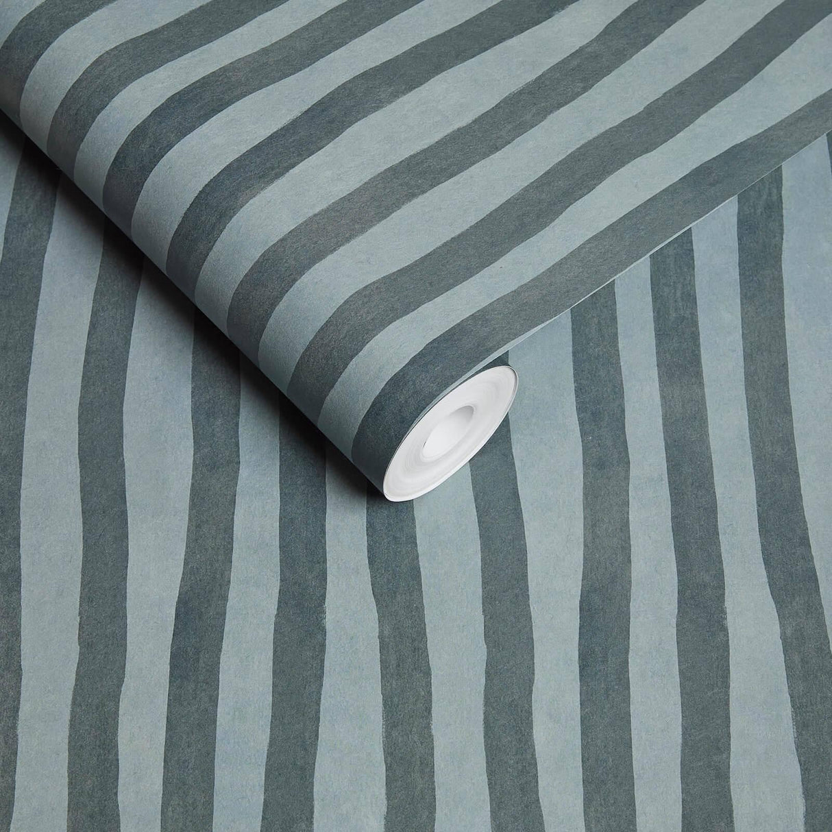 House of Hackney ARTIST'S STRIPE Wallpaper - Apatite (9'10" - full height)