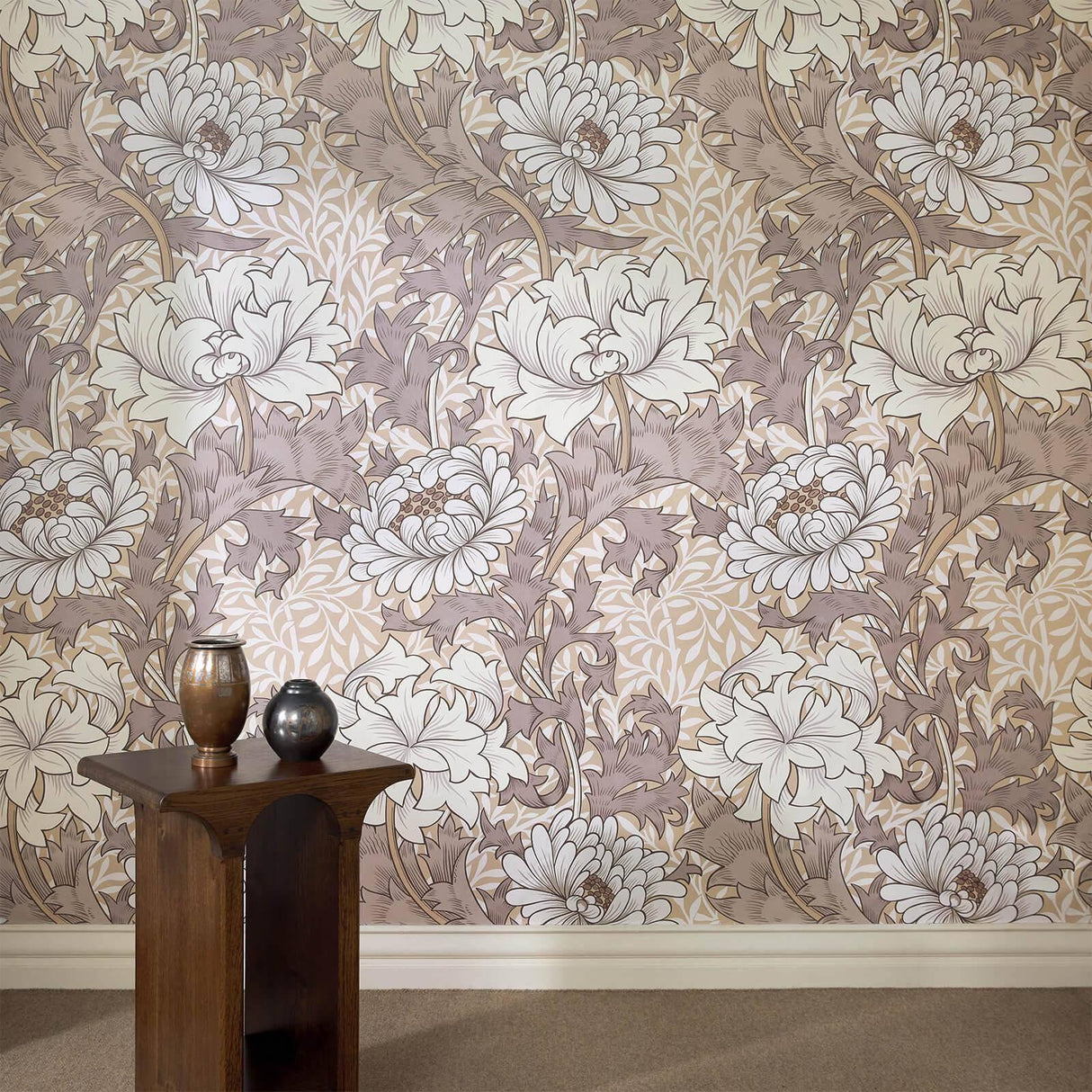 House of Hackney CHRYSANTHEMUM MAGNA Wallpaper - Astrantia (9'10" - full height)