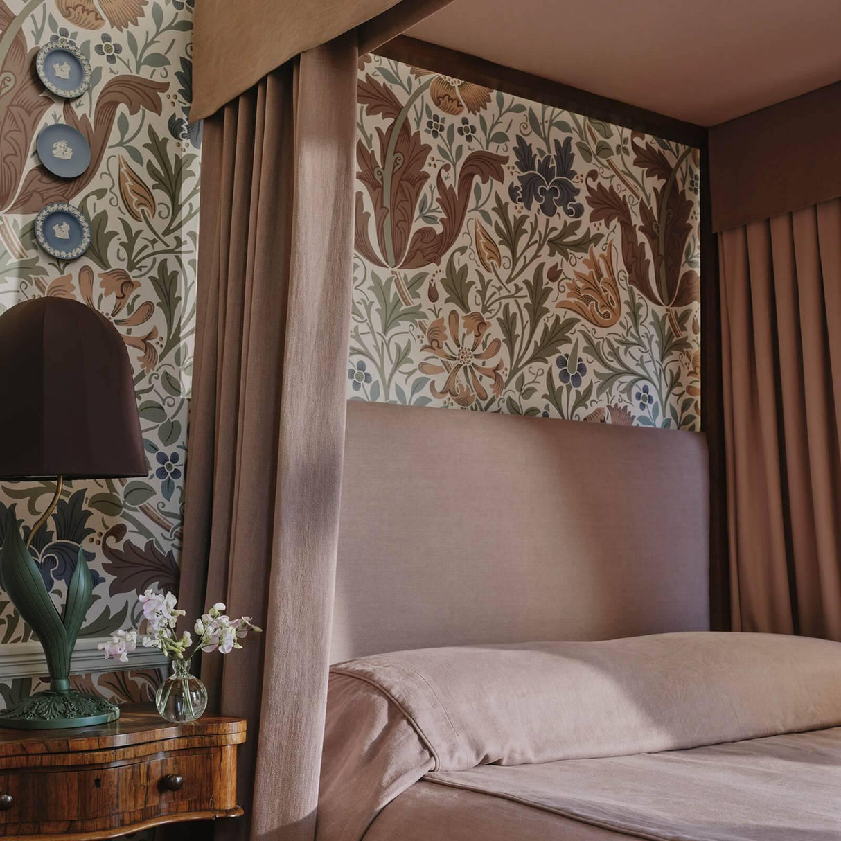 House of Hackney COMPTON MAGNA Wallpaper - Cirrus (9'10" - full height)