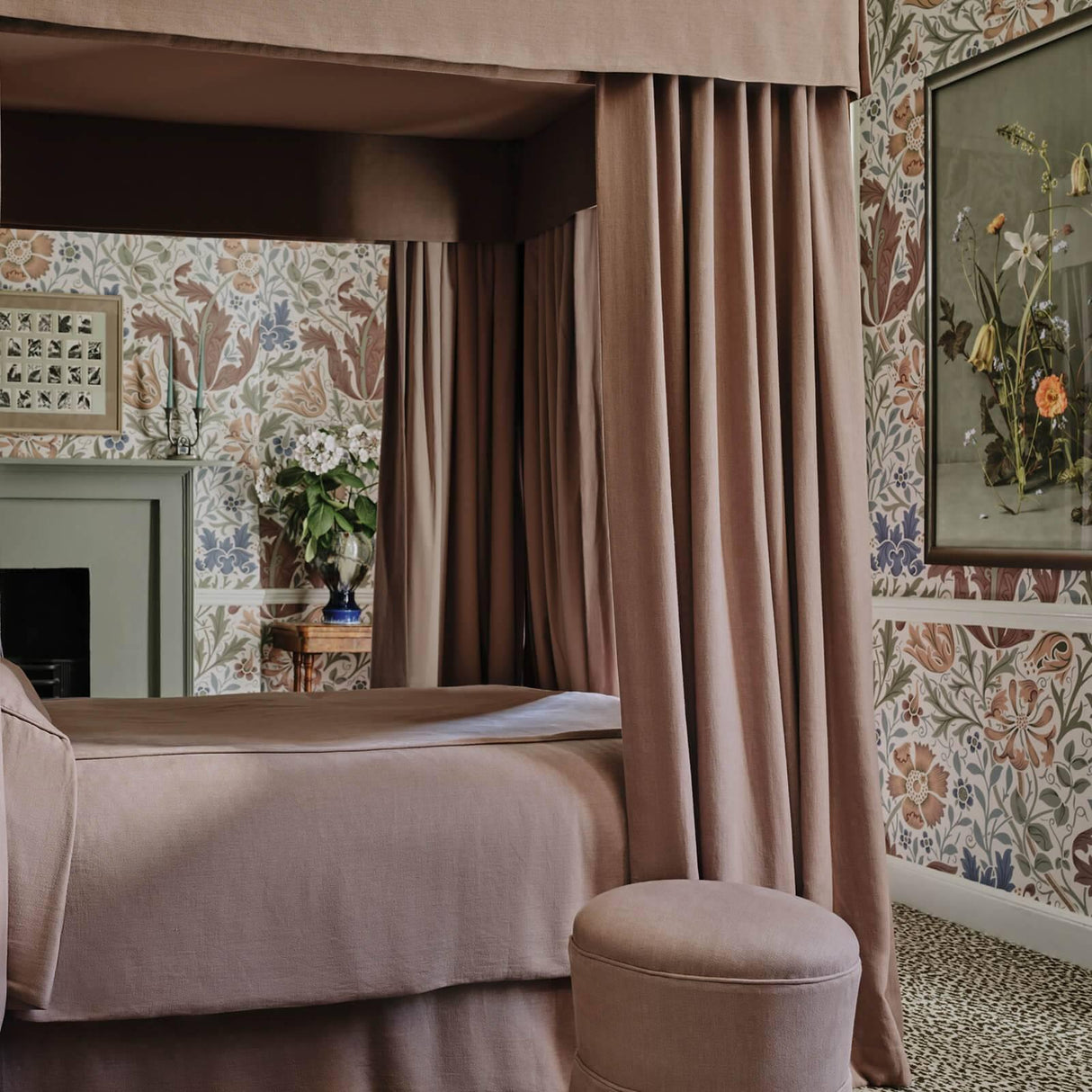 House of Hackney COMPTON MAGNA Wallpaper - Cirrus (9'10" - full height)