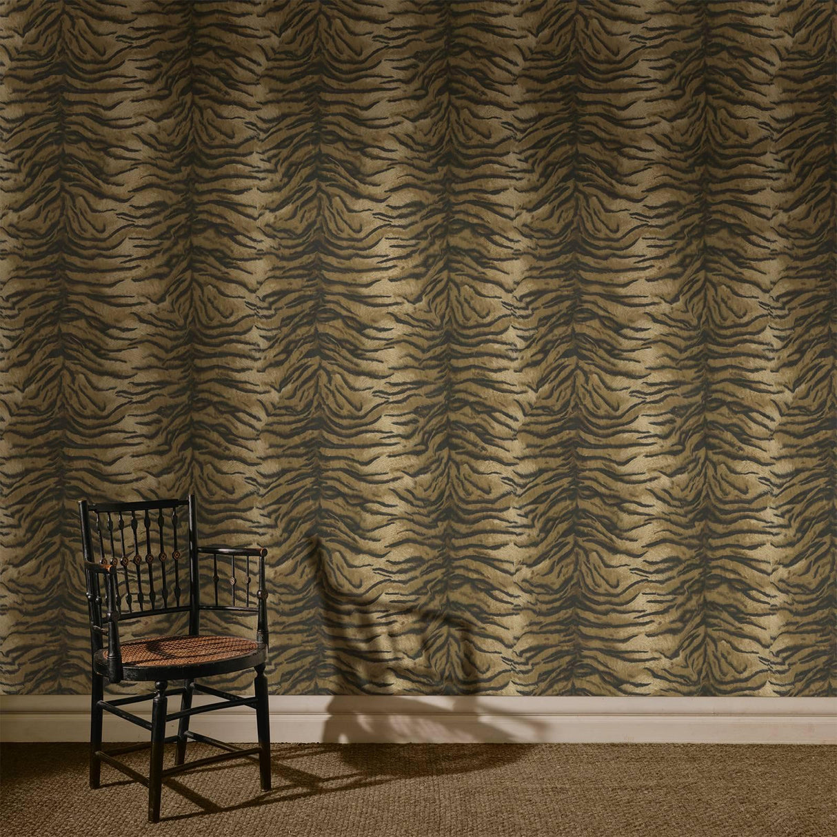 House of Hackney CASPIAN Wallpaper - Umber (9'10" - full height)
