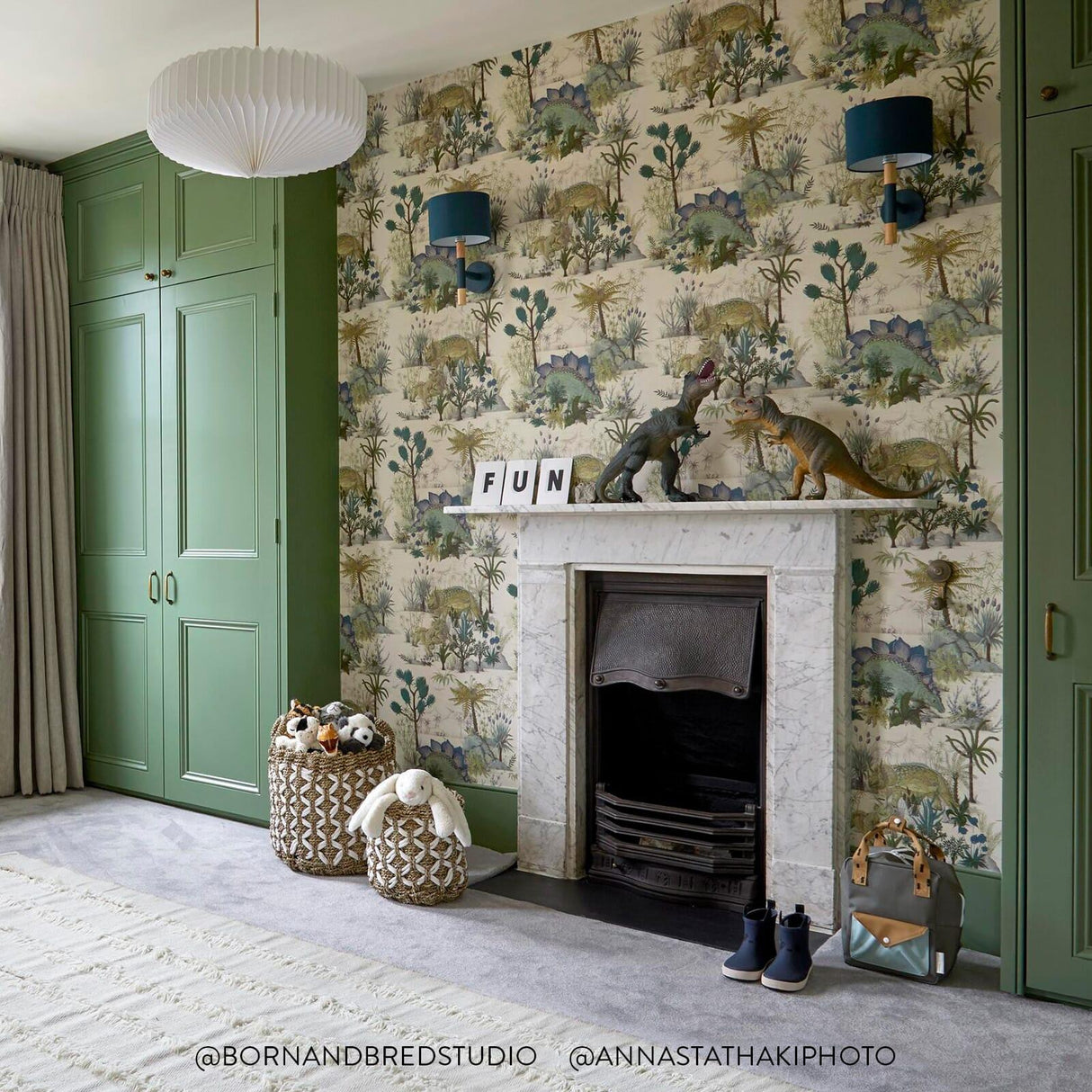 House of Hackney DINOSAURIA Wallpaper - Ecru (9'10" - full height)