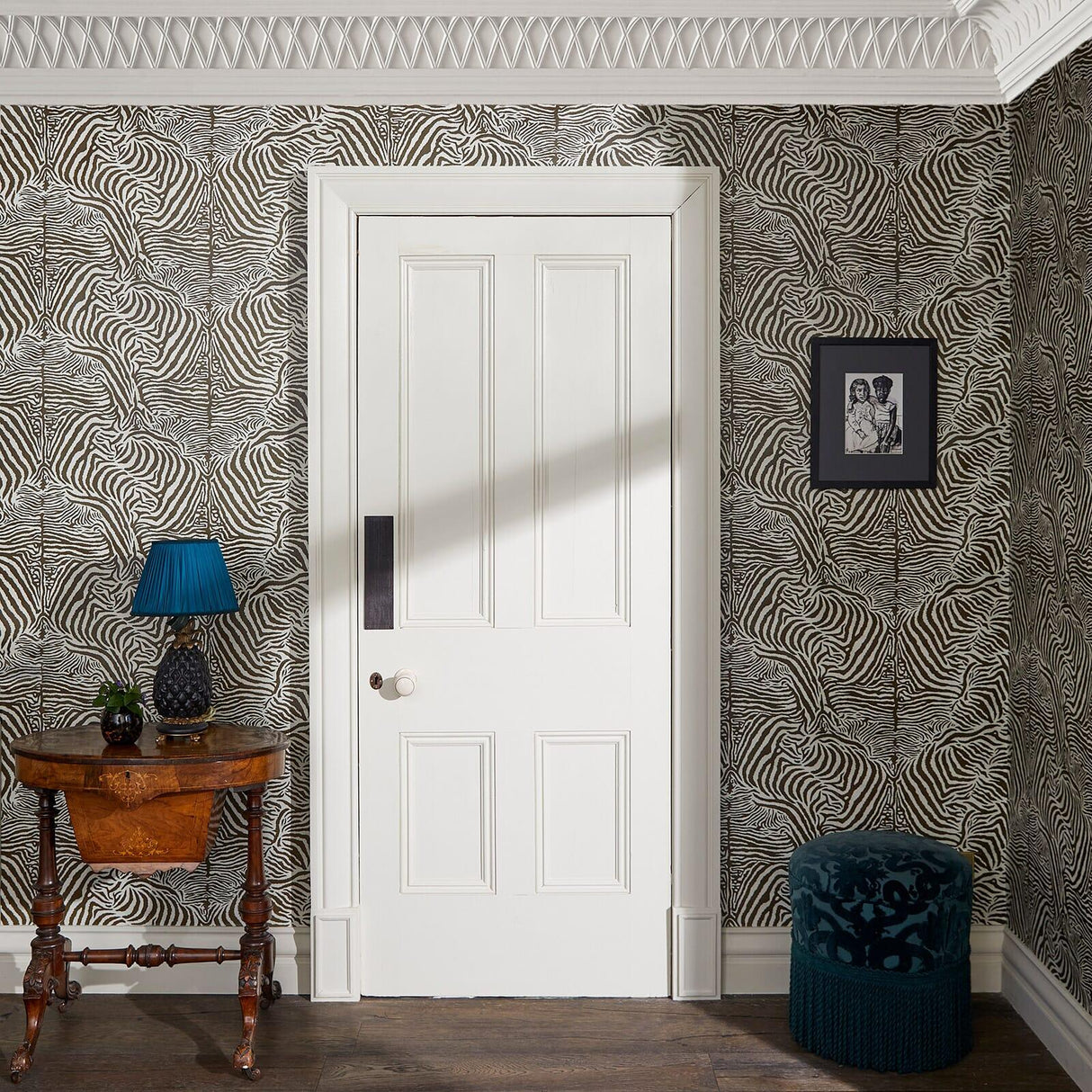 House of Hackney EQUUS Wallpaper - Cocoa (9'10" - full height)