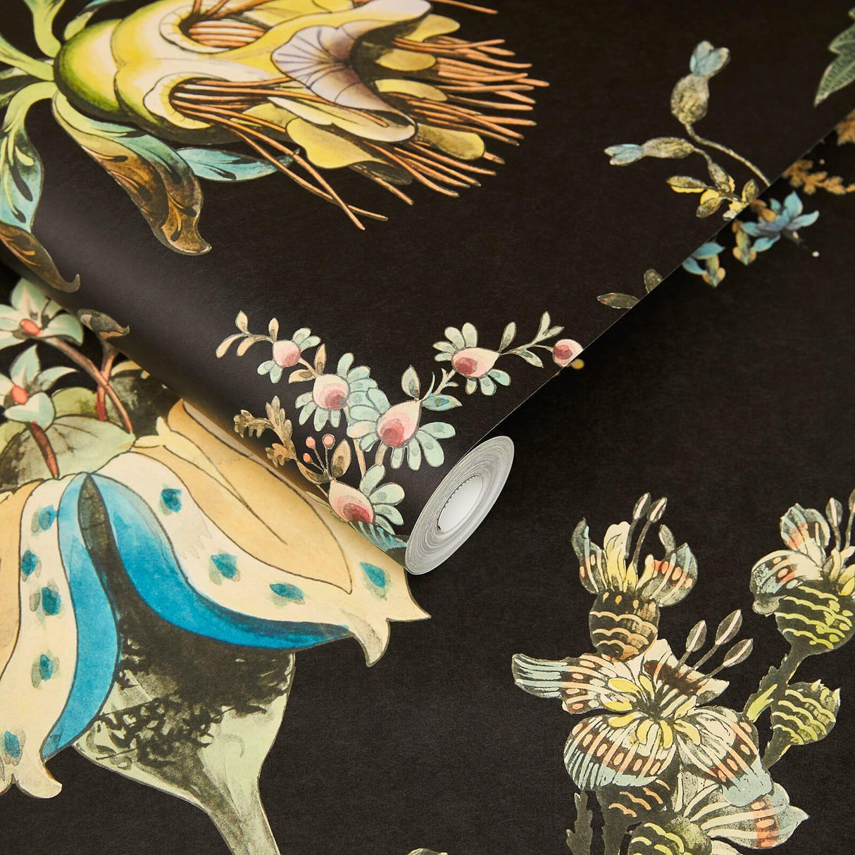 House of Hackney FLORA FANTASIA Wallpaper - Noir (9'10" - full height)