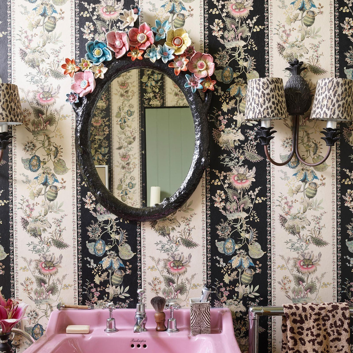 House of Hackney FLORA FANTASIA Wallpaper - Noir Stripe (9'10" - full height)