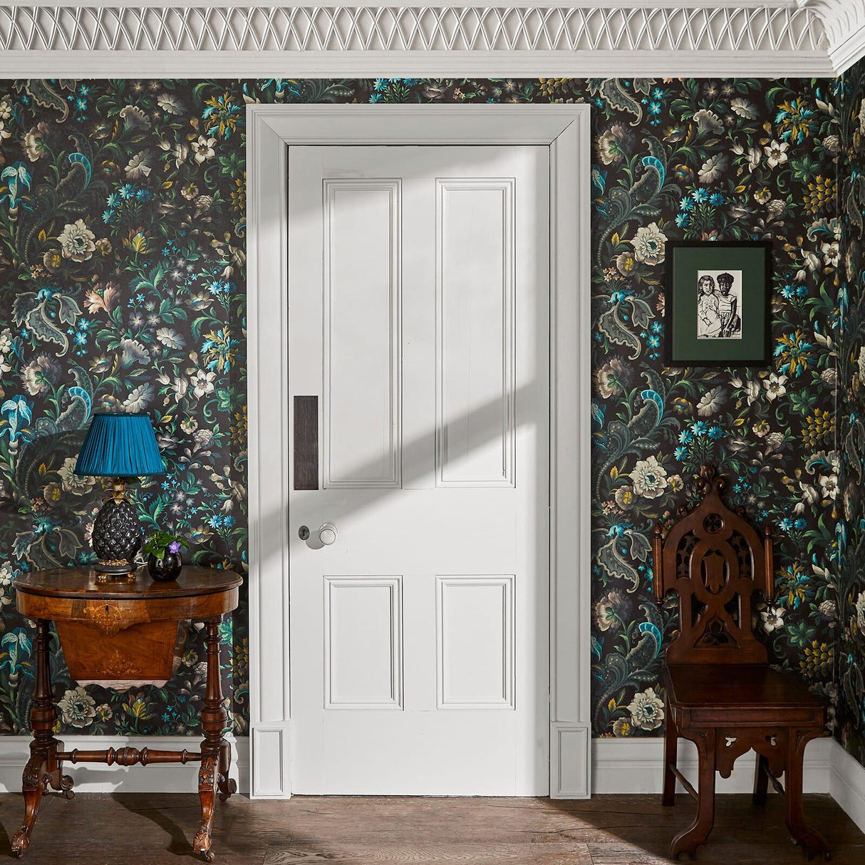 House of Hackney FLORIKA Wallpaper - Onyx (9'10" - full height)