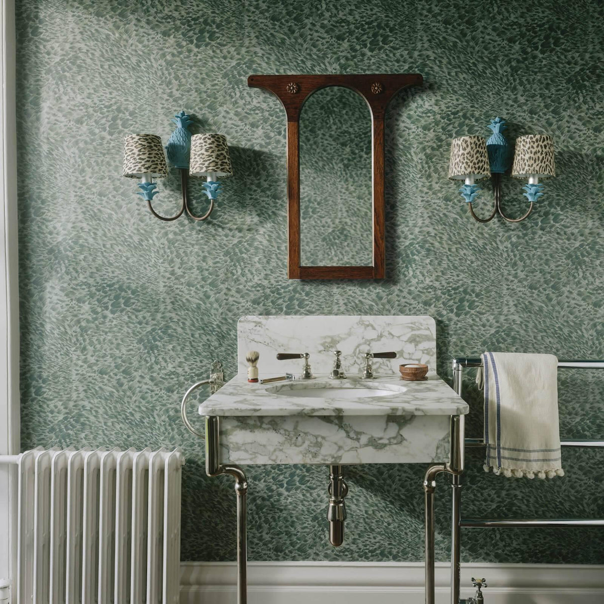 House of Hackney FERUS Wallpaper - Lobelia (9'10" - full height)