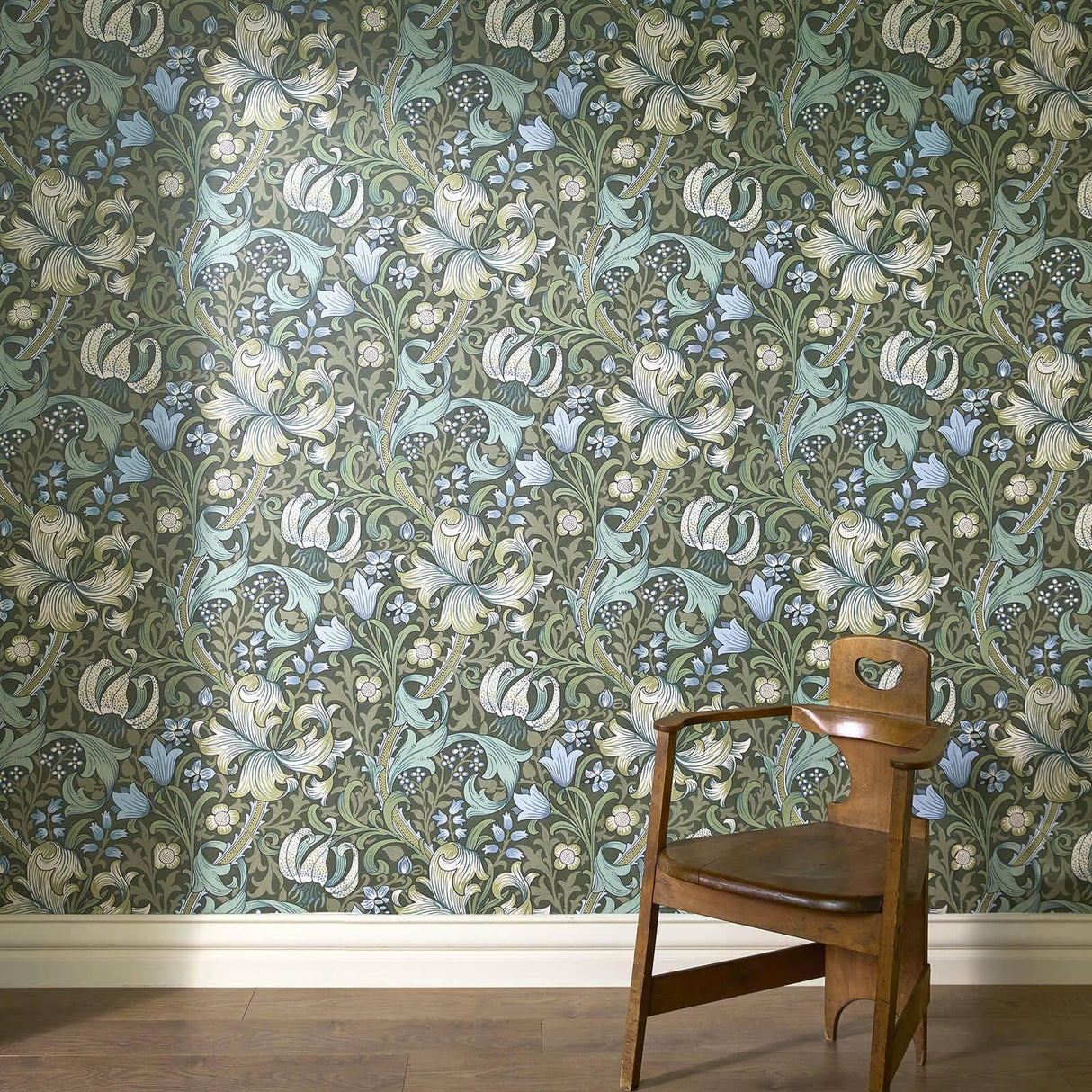 House of Hackney GOLDEN LILY Wallpaper - Verde (9'10" - full height)