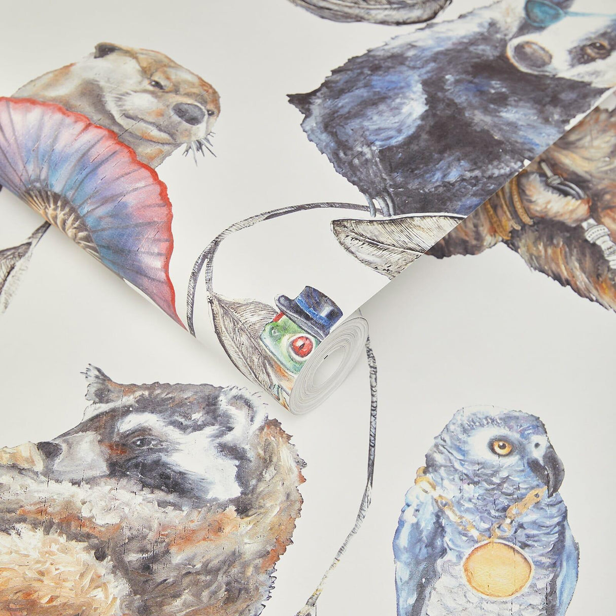 House of Hackney HACKNEY EMPIRE Wallpaper - White (9'10" - full height)
