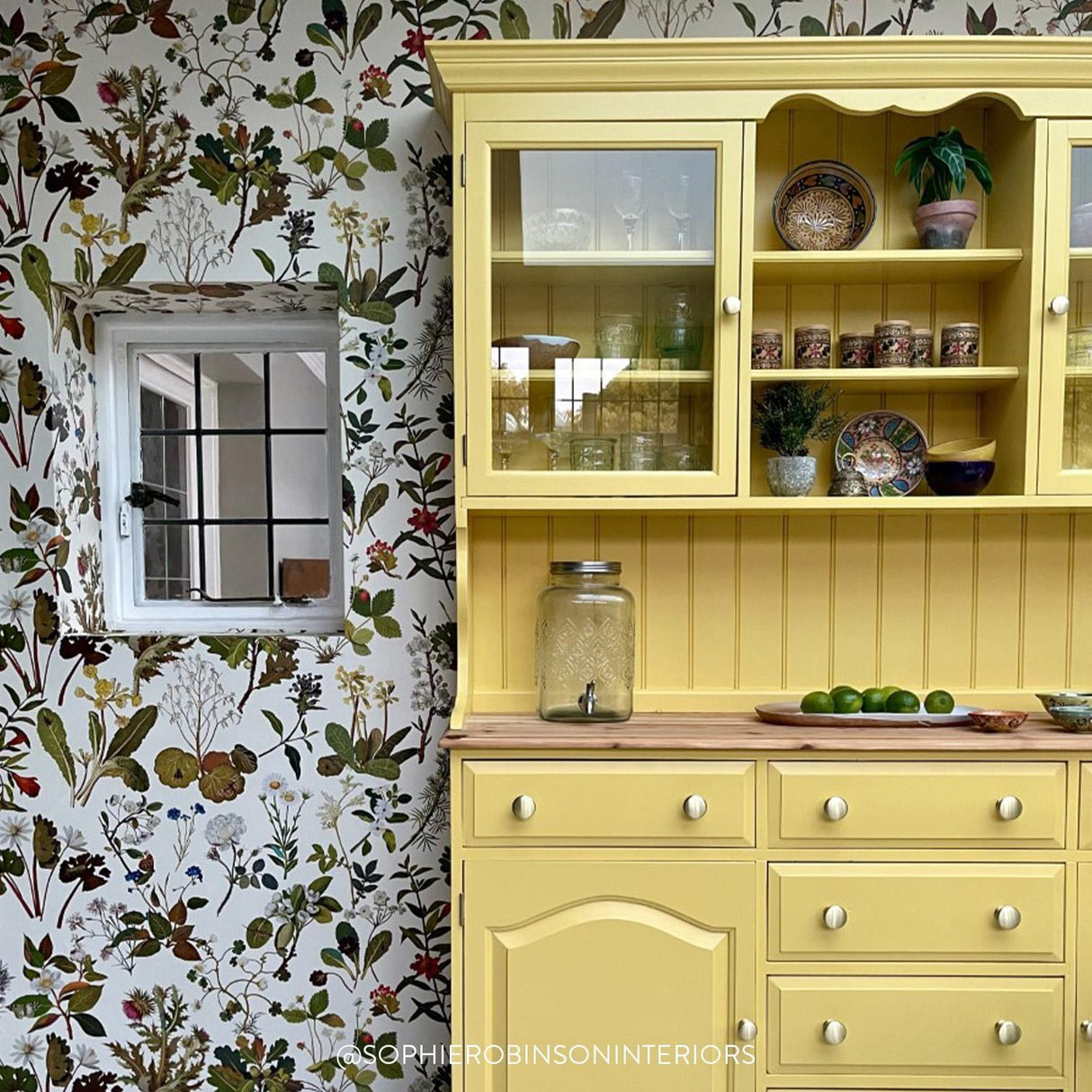 House of Hackney HERBARIUM Wallpaper - Ecru (9'10" - full height)