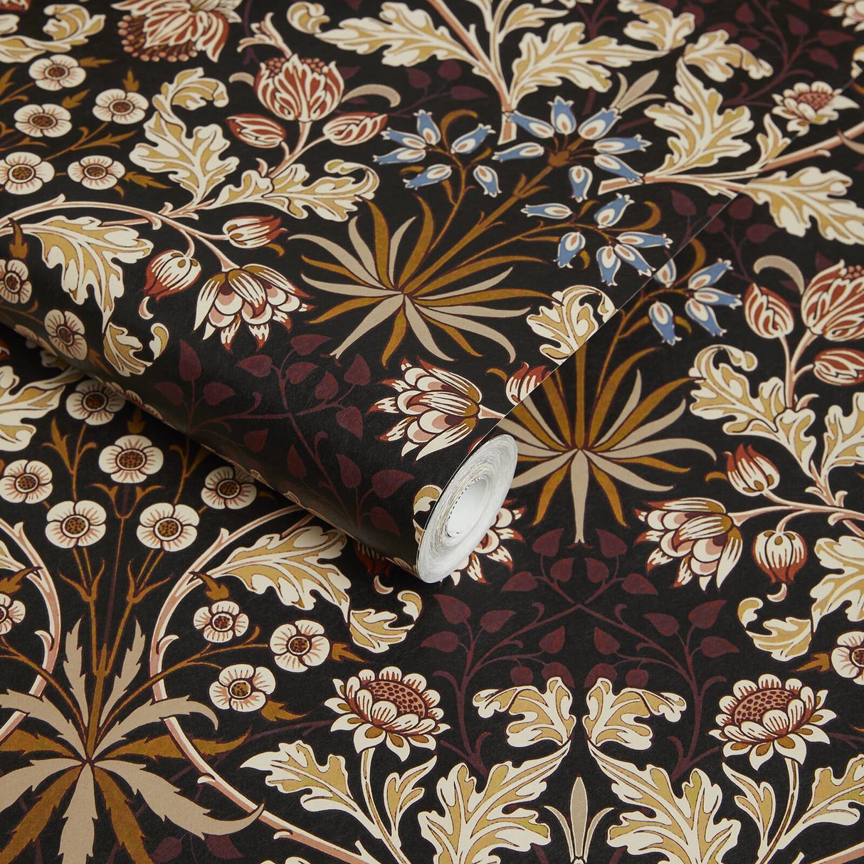 House of Hackney HYACINTH Wallpaper - Black (9'10" - full height)