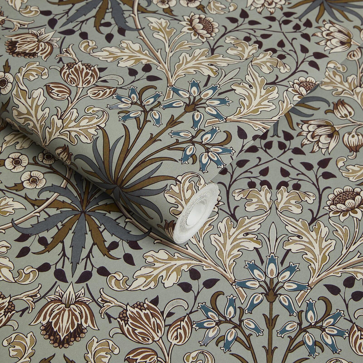 House of Hackney HYACINTH Wallpaper - Dove Grey (9'10" - full height)