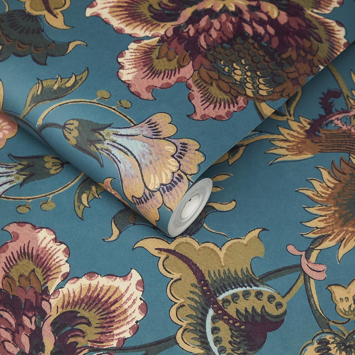 House of Hackney MAJORELLE Wallpaper - Azure (9'10" - full height)
