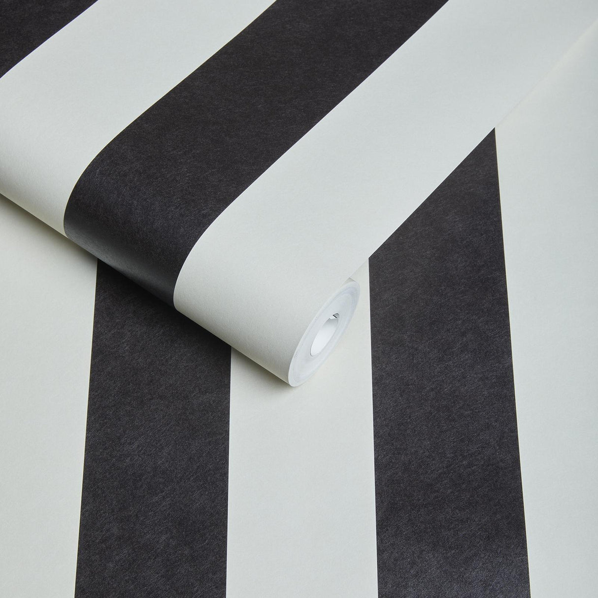 House of Hackney MONO STRIPE Wallpaper - Off Black/Oyster (9'10" - full height)