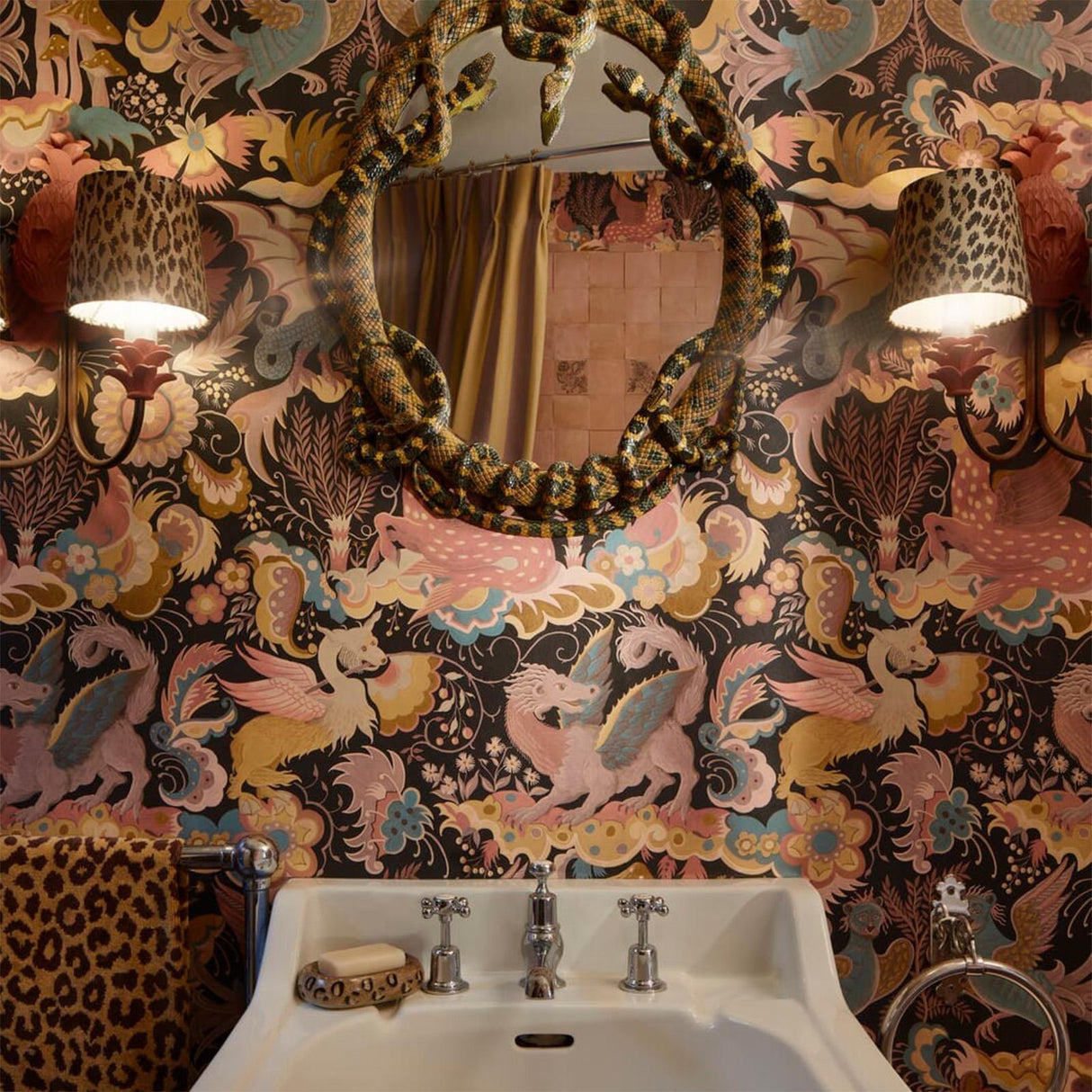 House of Hackney PHANTASIA Wallpaper - Noir (9'10" - full height)