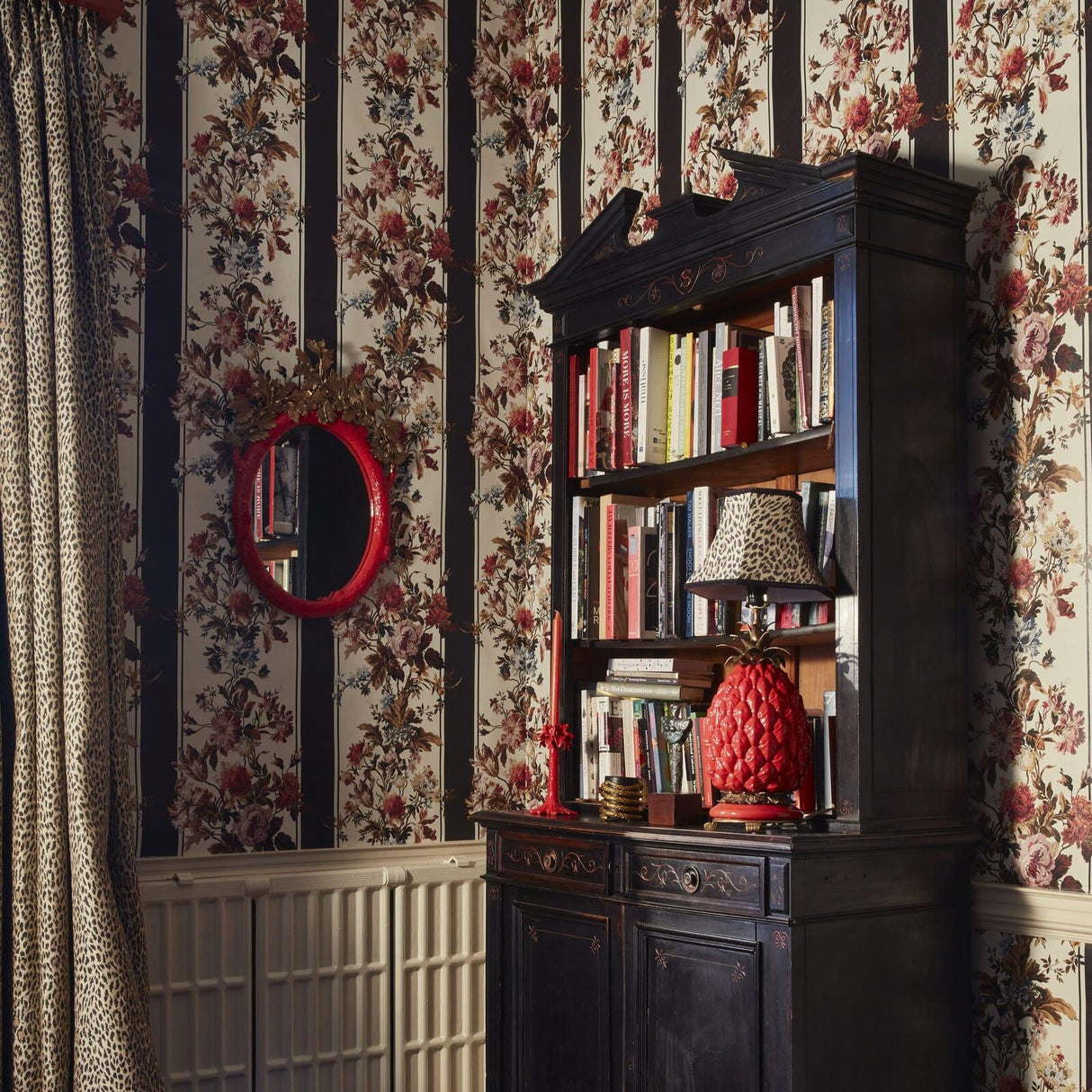 House of Hackney ROSETTA GARLAND Wallpaper - Noir (9'10" - full height)