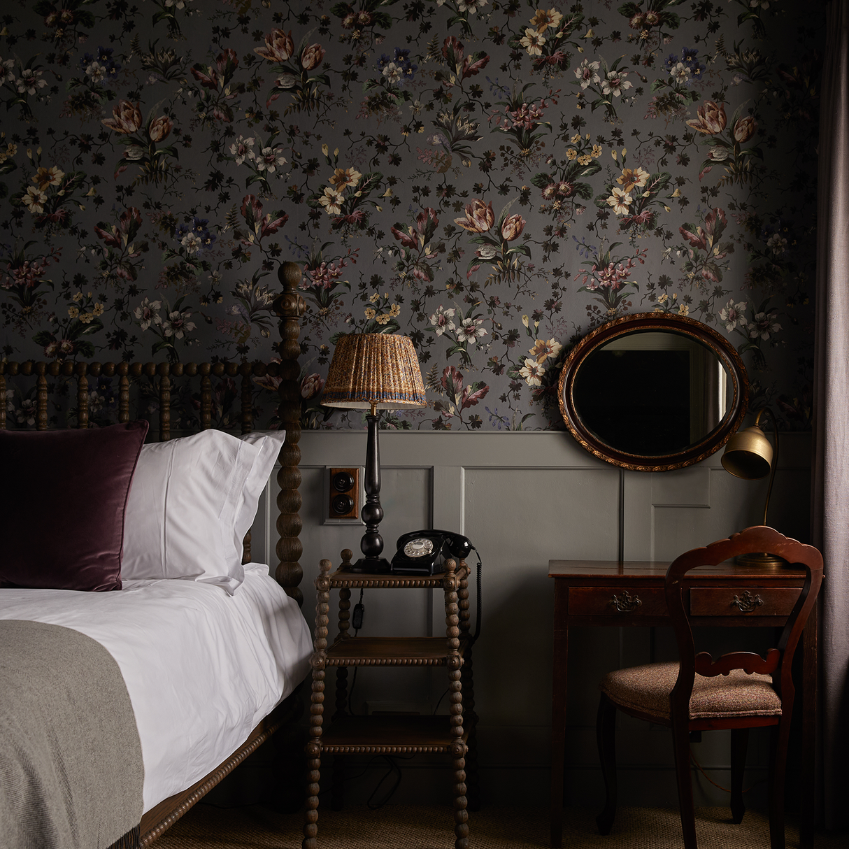 House of Hackney TULIPA Wallpaper - Pewter (9'10" - full height)