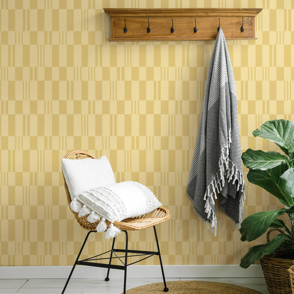 Veer Decor Sun Geo Stripe Yellow Wallpaper