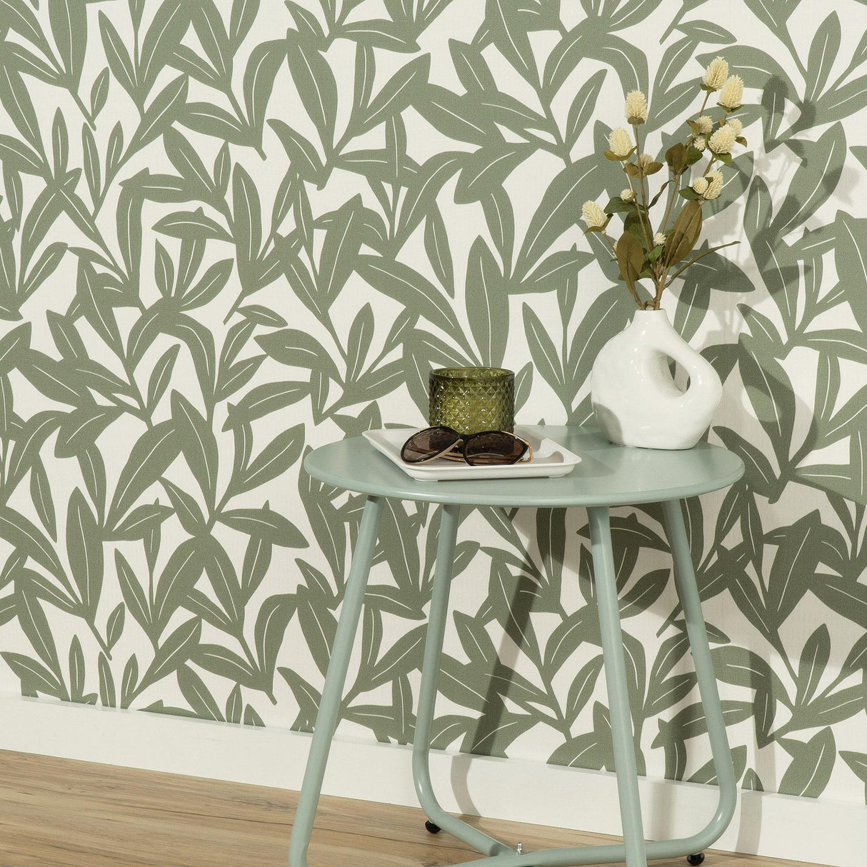 Veer Decor Shadowleaf Green Wallpaper
