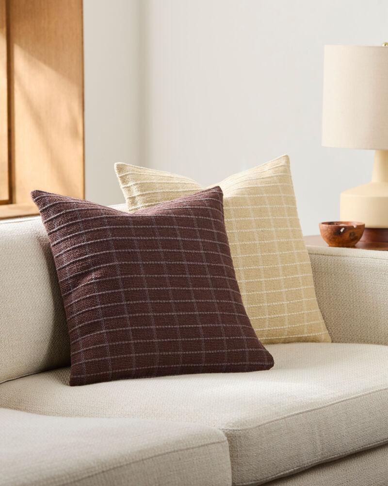Livabliss Kincaid KNCD-003 22"L x 22"W Pillow