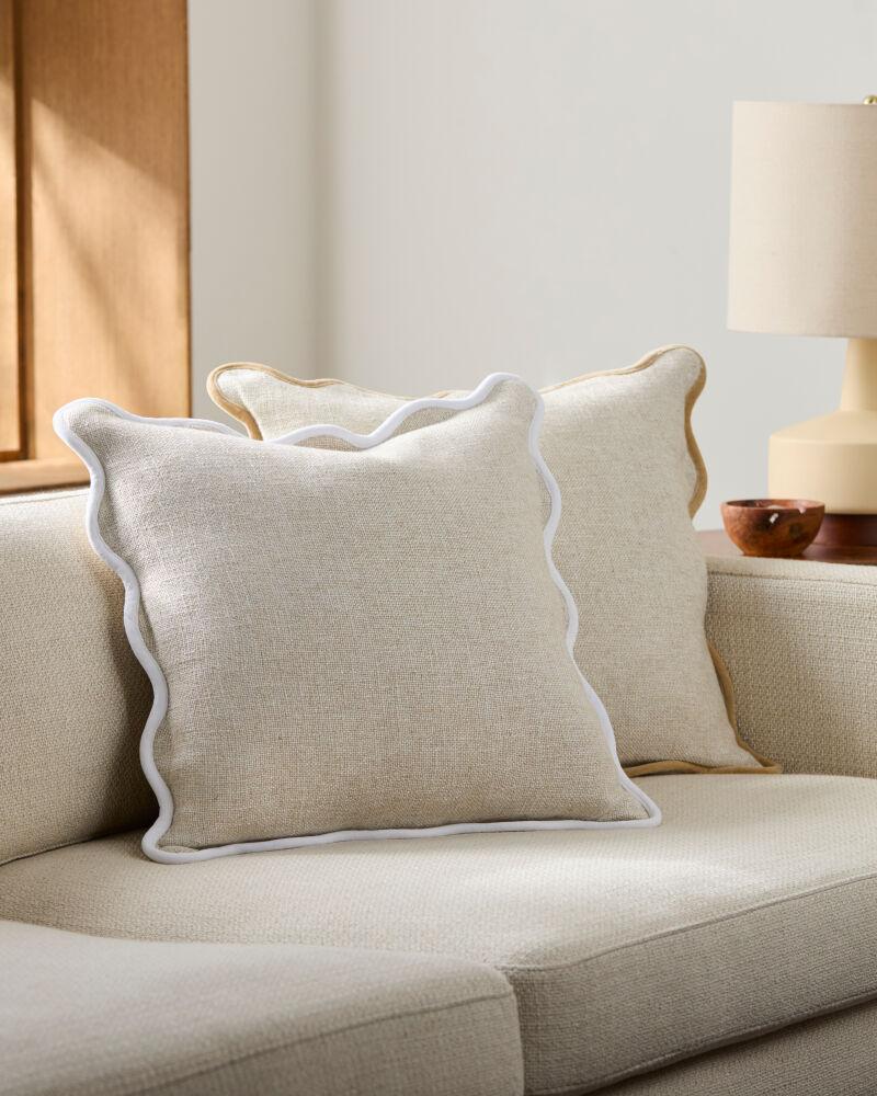 Livabliss Marea MREA-001 20"L x 20"W Pillow
