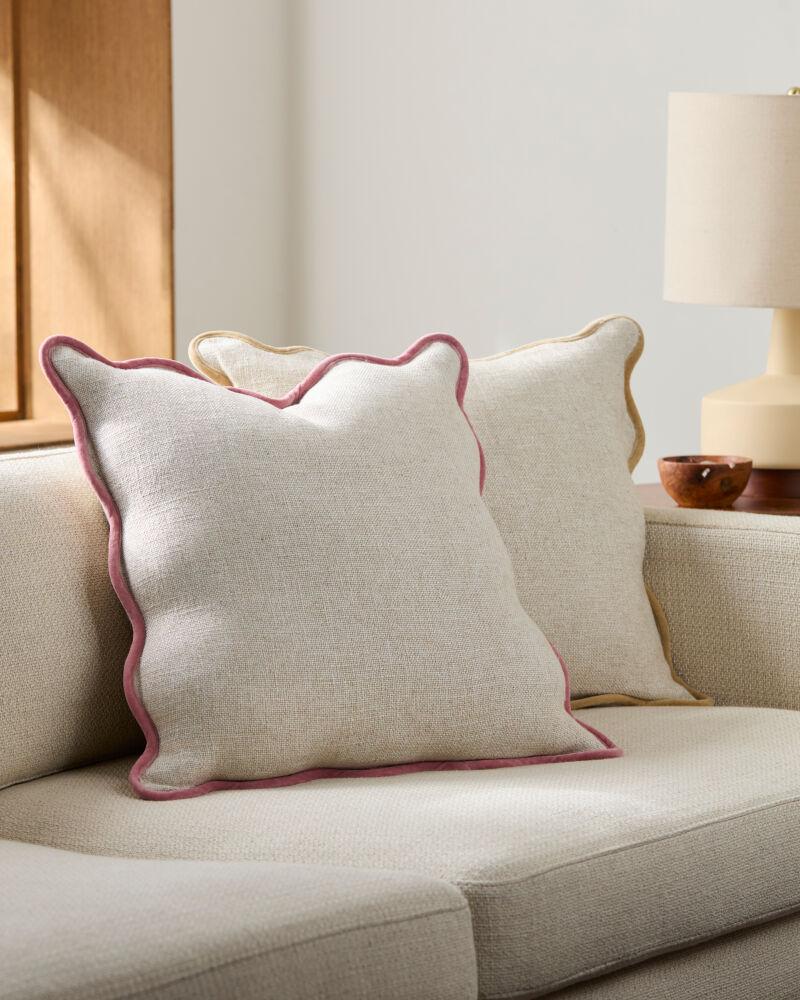 Livabliss Marea MREA-005 20"L x 20"W Pillow