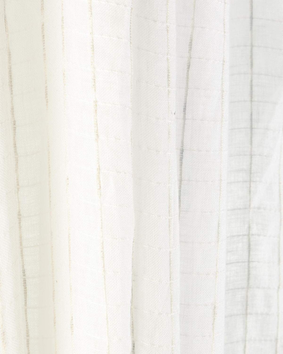 Lee Jofa DASH SHEER NATURAL Drapery Fabric