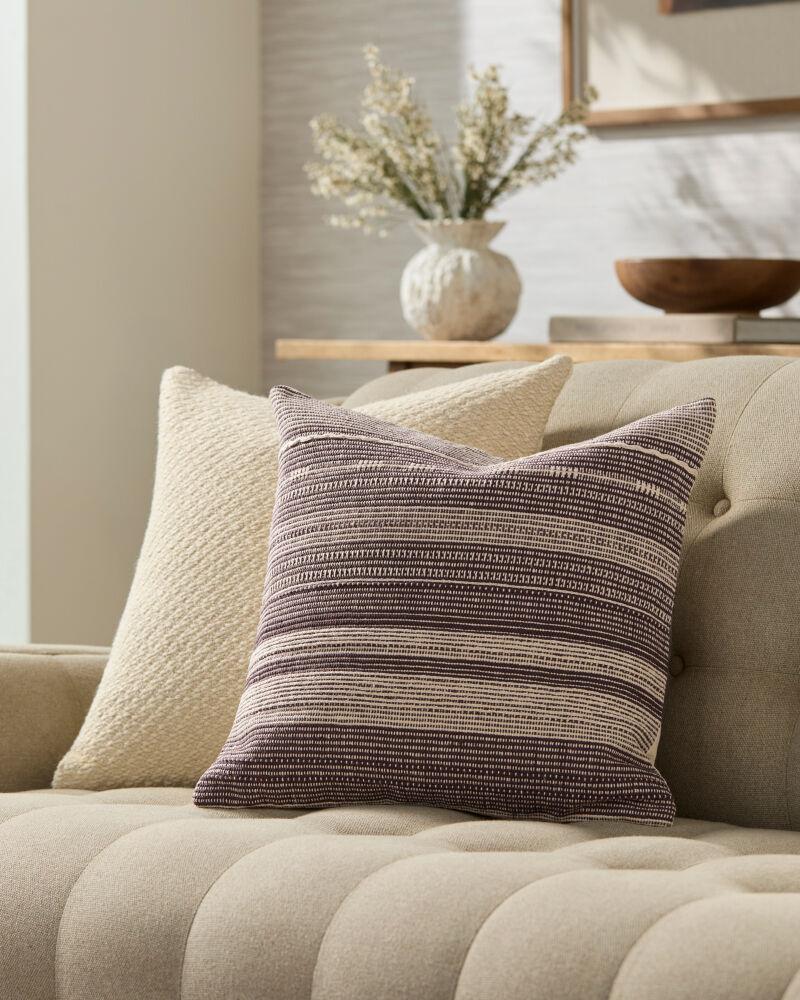 Livabliss Dalton DNO-002 18"L x 18"W Pillow