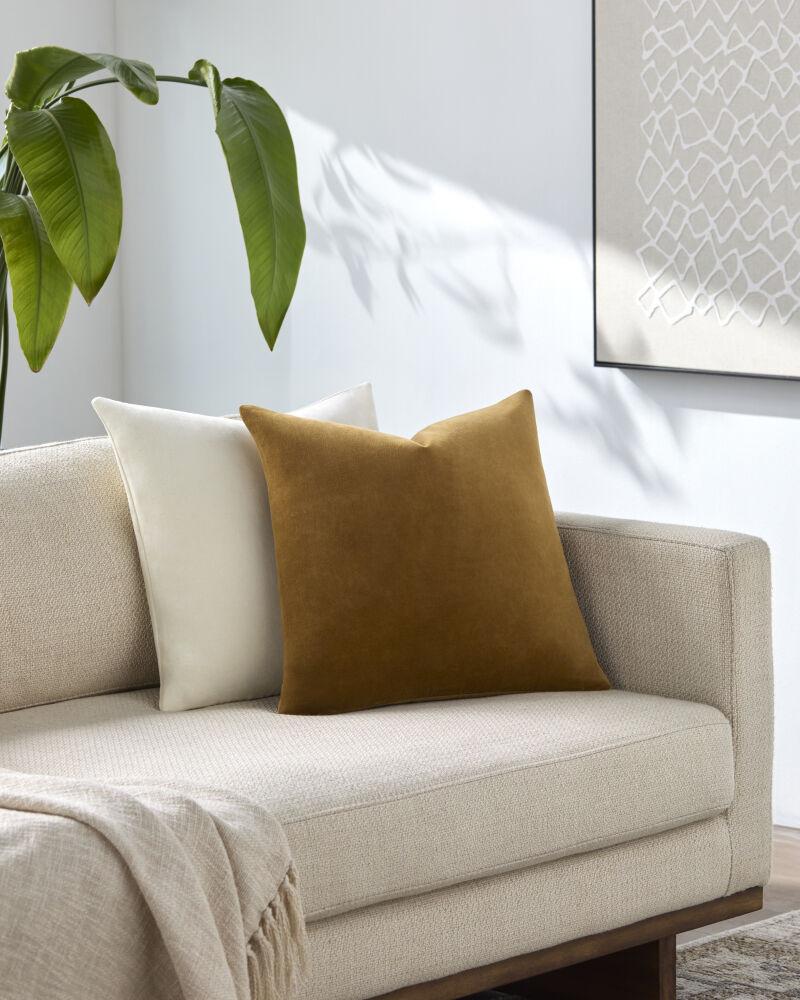 Livabliss Elton ELT-004 21"L x 7"W Pillow Cover