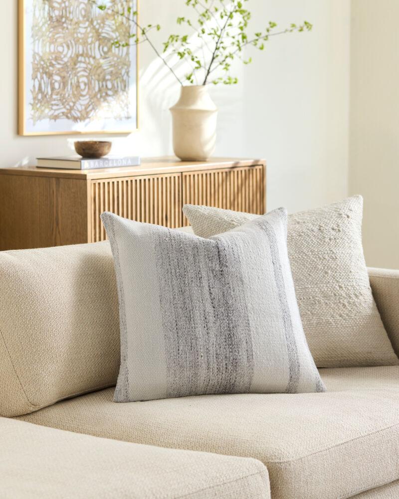 Livabliss Katalina GAKL-001 22"L x 22"W Pillow