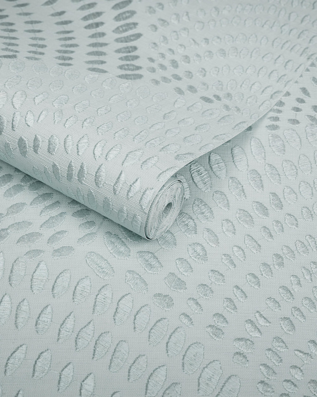 Brunschwig & Fils GRAVIER EMB WC AQUA Wallpaper