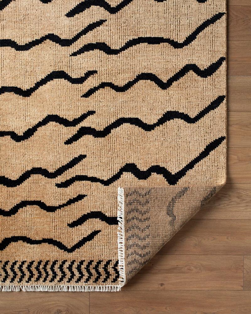 Surya Chintamani CTM-2300 2' x 3' Handmade Rug