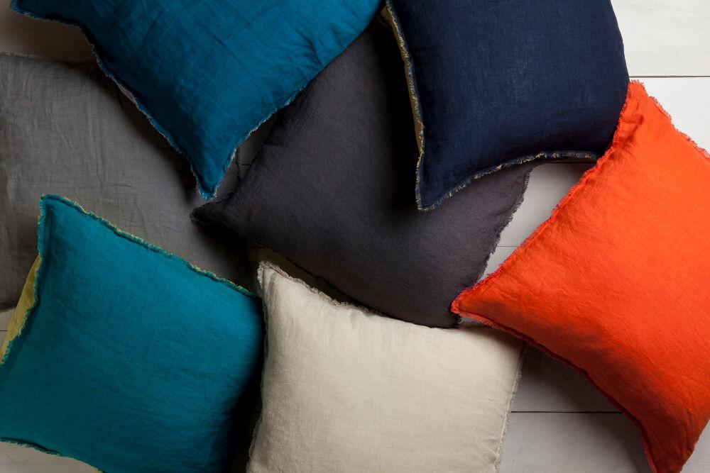 Surya Eyelash EYL-008 Pillow Cover