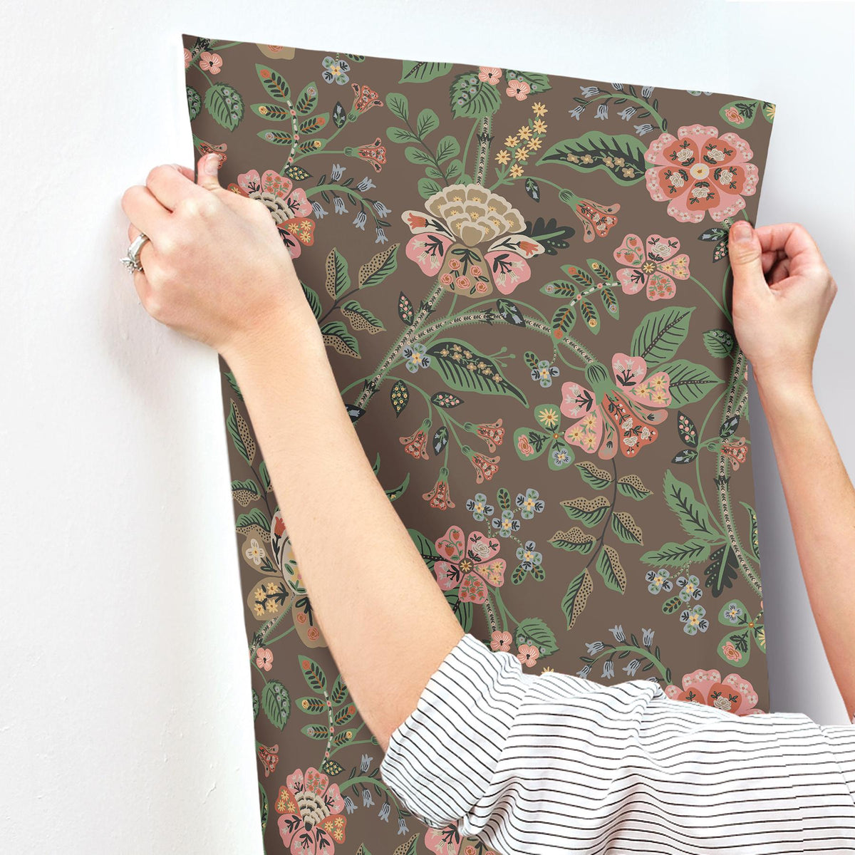Rifle Paper Co. Gracie Brown Wallpaper