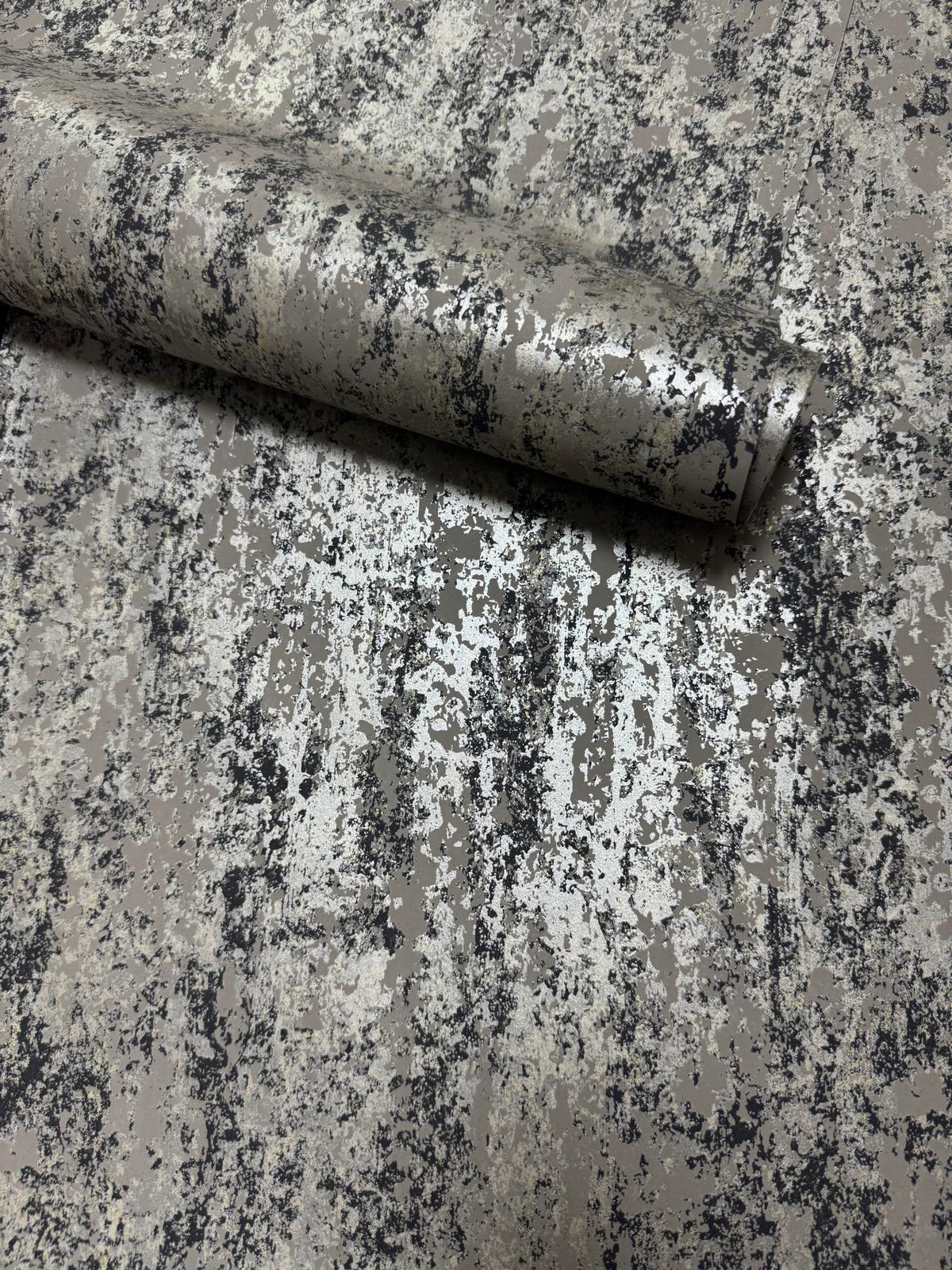 Galerie NT98046 New Touch Patina Bronze Brown Wallpaper NT98046 Bronze Brown Wallpaper