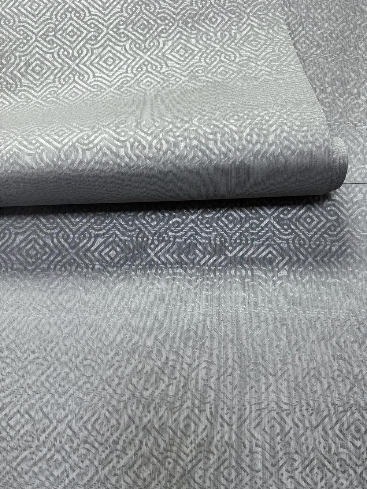 Galerie MX88081 Metallic FX 2 Square Geometric Silver Grey Wallpaper MX88081 Silver Grey Wallpaper