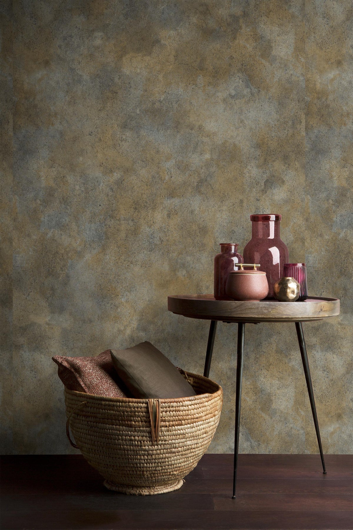 Veer Decor Distressed Patina Aged Topaz Wallpaper