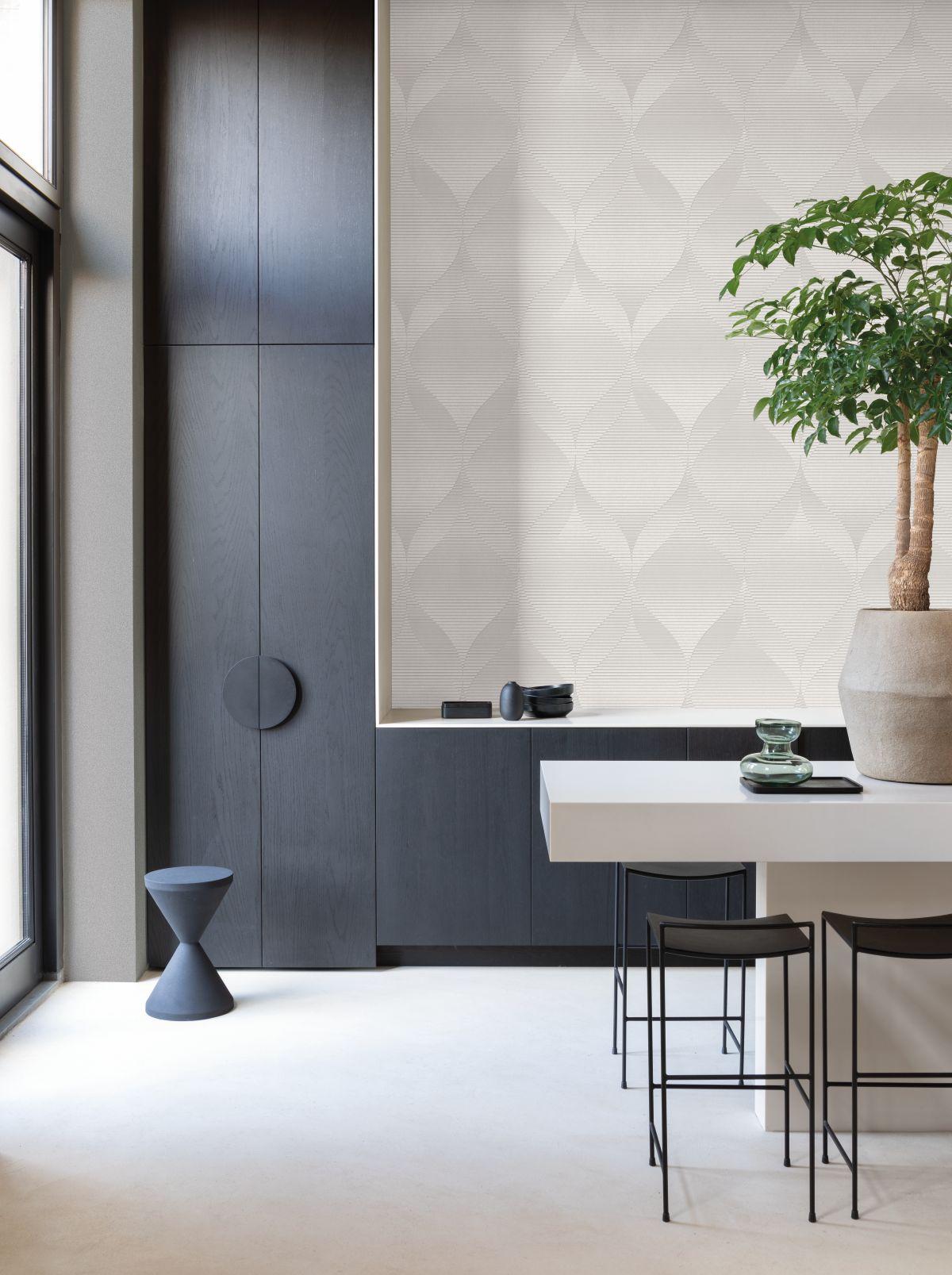 Veer Decor Ogee Moire White Wallpaper