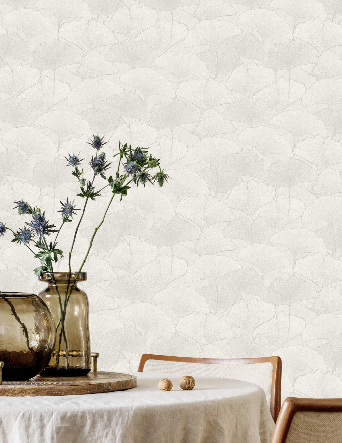Veer Decor Gingko Petal White Wallpaper