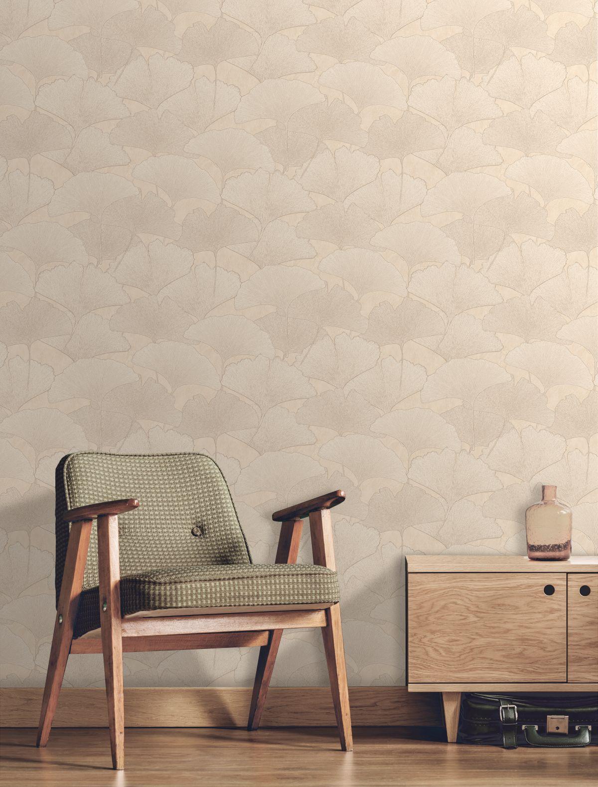 Veer Decor Gingko Petal Beige Wallpaper