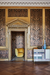 Cole & Son Gibbons Carving Mbrnz/Chr Wallpaper