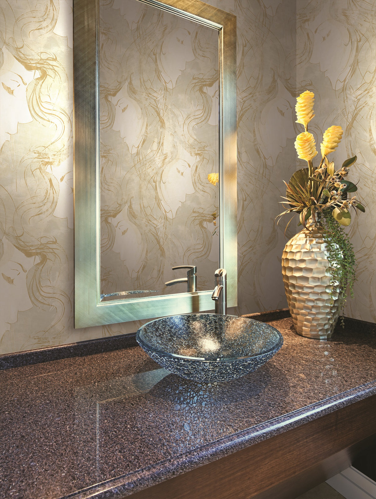 Seabrook Chadwick Portrait Metallic Gold And Off-White Wallpaper