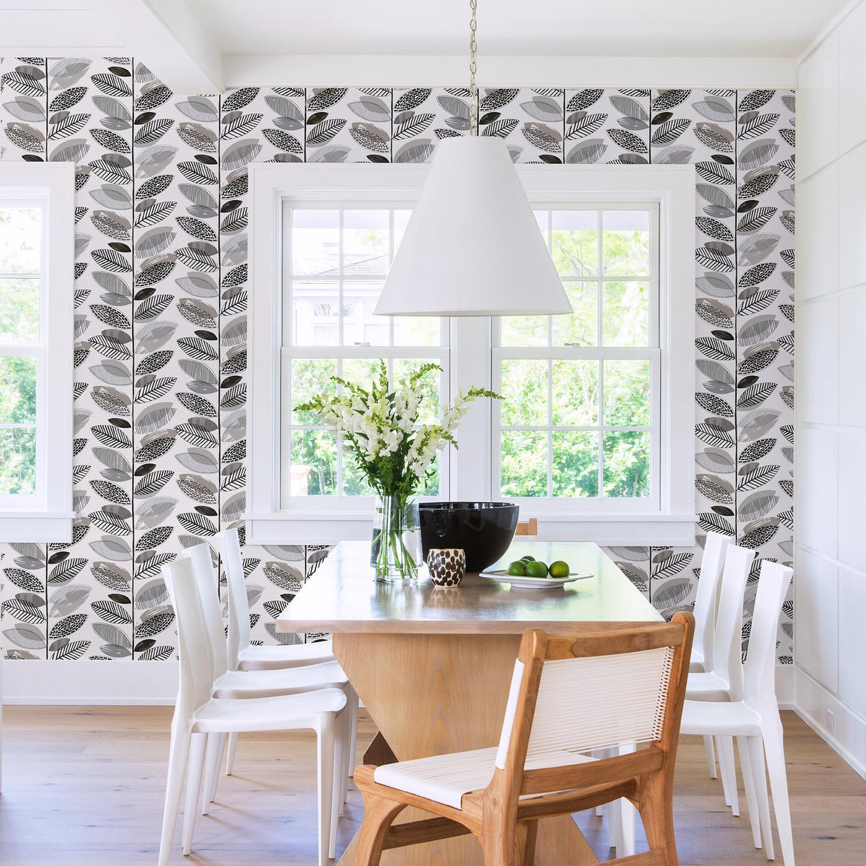 Brewster Home Fashions Nyssa Grey Leaves Wallpaper
