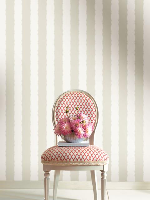 York Wallcoverings Scalloped Stripe Off White Wallpaper