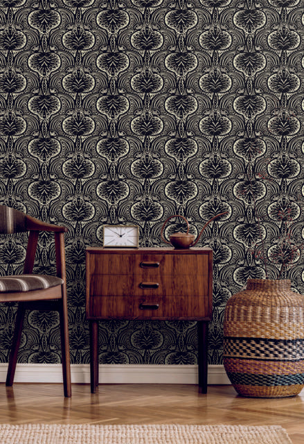 Ronald Redding Designs Lotus Palm Off White/Black Wallpaper