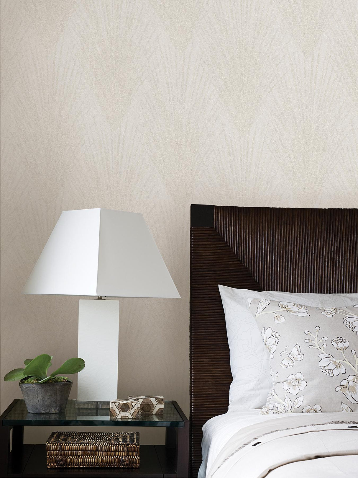 Brewster Home Fashions Advantage Windsong Leaves Taupe Wallpaper