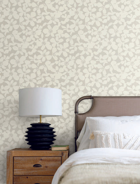 Antonina Vella Free Spirit Pearl Wallpaper