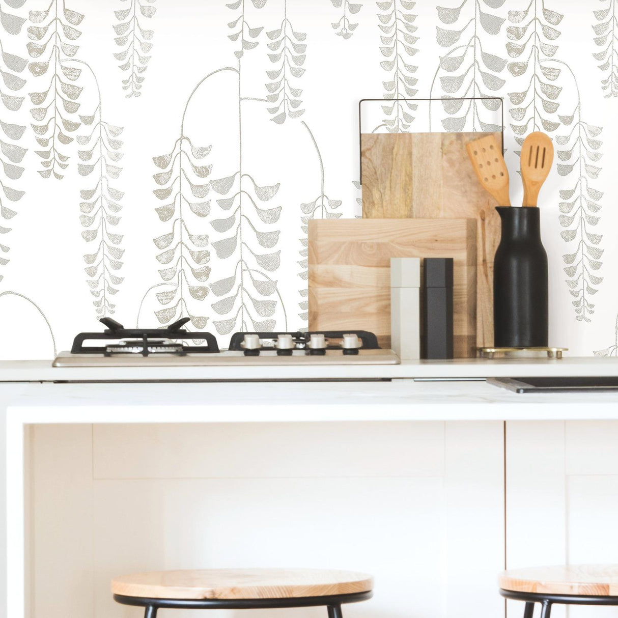 York Deco Wisteria White & Cream Wallpaper