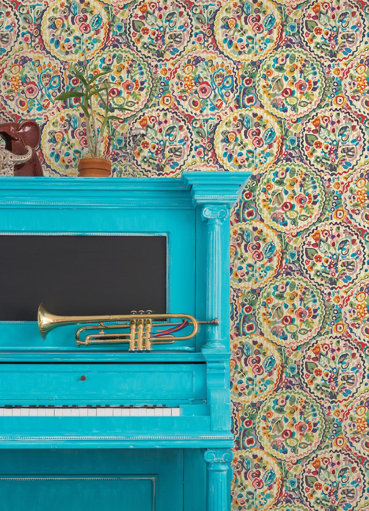 Brewster Home Fashions Caroline Et Bettina Caroline Et Bettina Nuwallpaper Medallions Multi Wallpaper